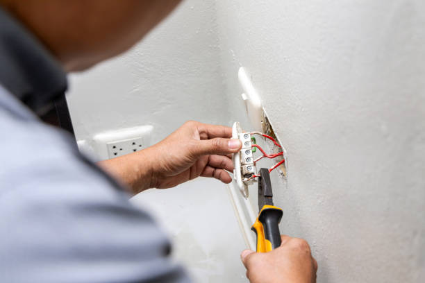 Electrical Outlet Repair in CA